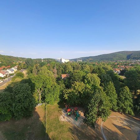 Hegyalja Apartman Miskolc Dış mekan fotoğraf