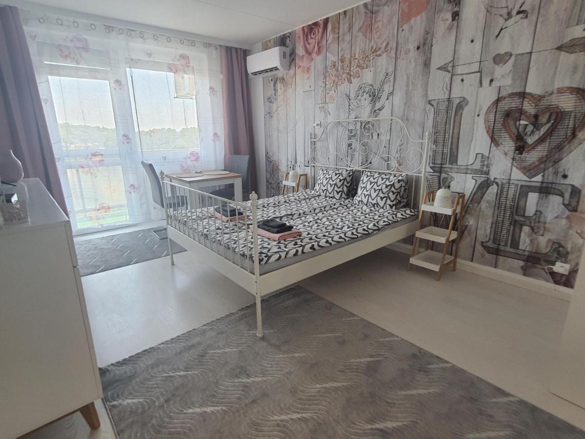 Hegyalja Apartman Miskolc Dış mekan fotoğraf