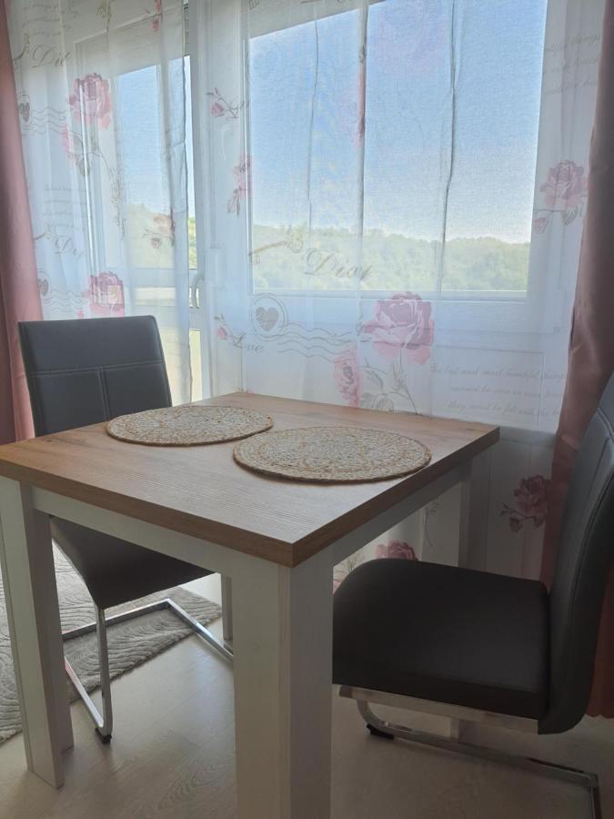 Hegyalja Apartman Miskolc Dış mekan fotoğraf